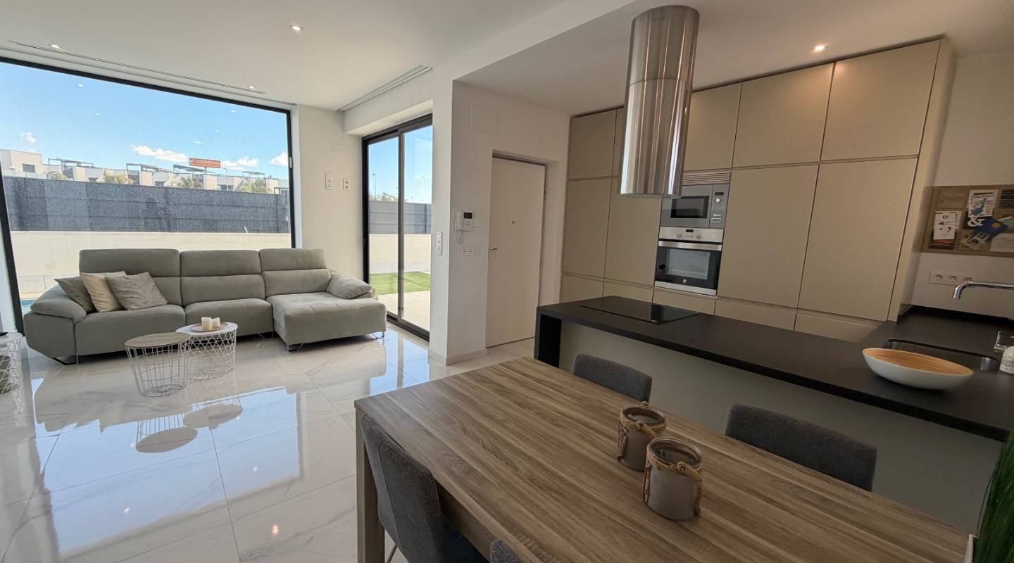 Venta - Chalet - Ciudad Quesada