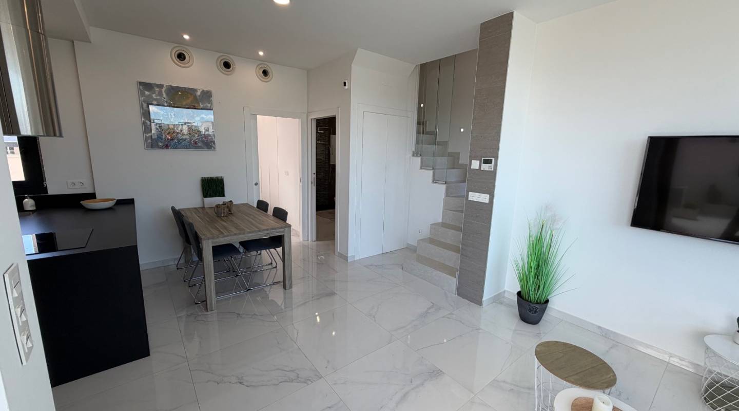 Venta - Chalet - Ciudad Quesada