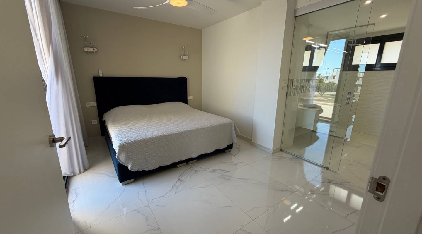 Venta - Chalet - Ciudad Quesada