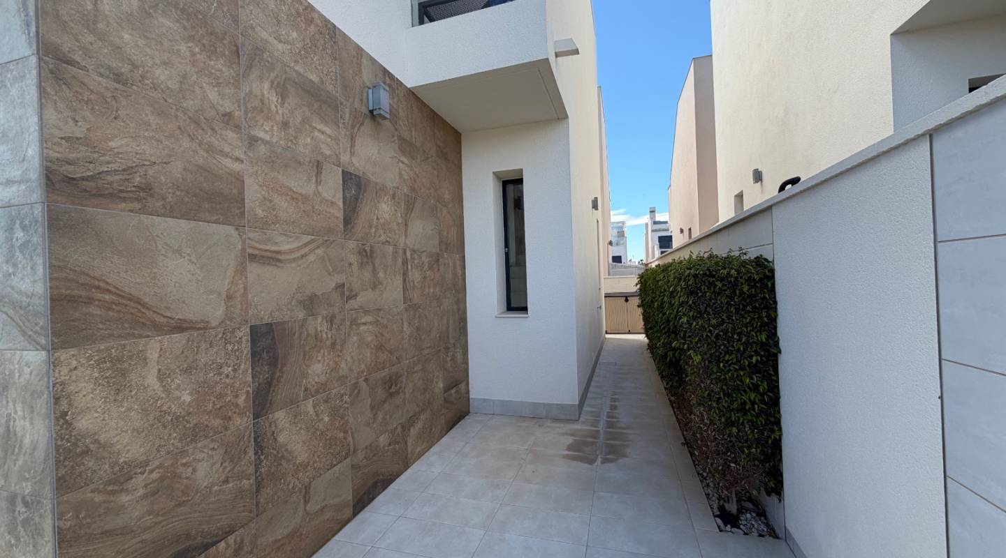 Venta - Chalet - Ciudad Quesada