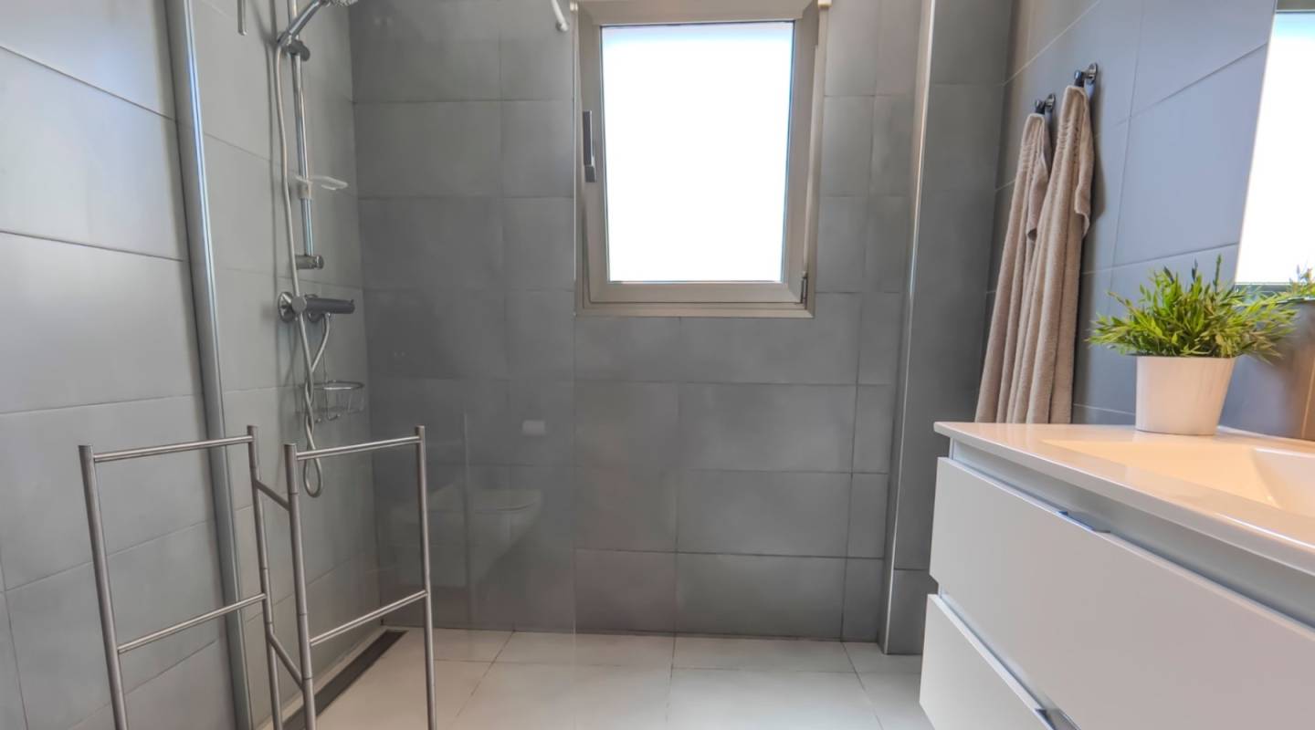 Resale - Villa  - Ciudad Quesada