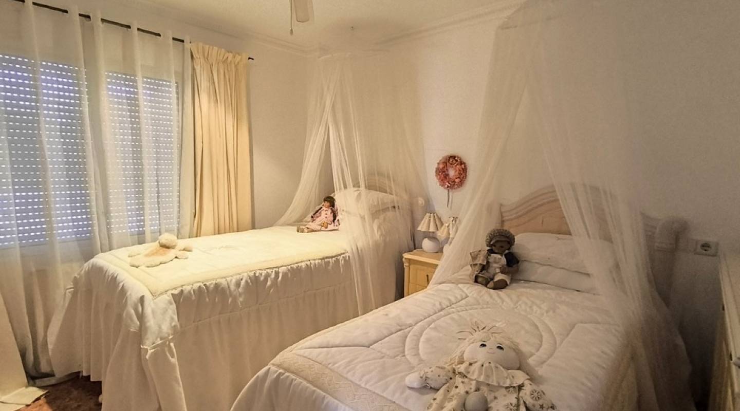 Återförsäljning - Villa - Ciudad Quesada