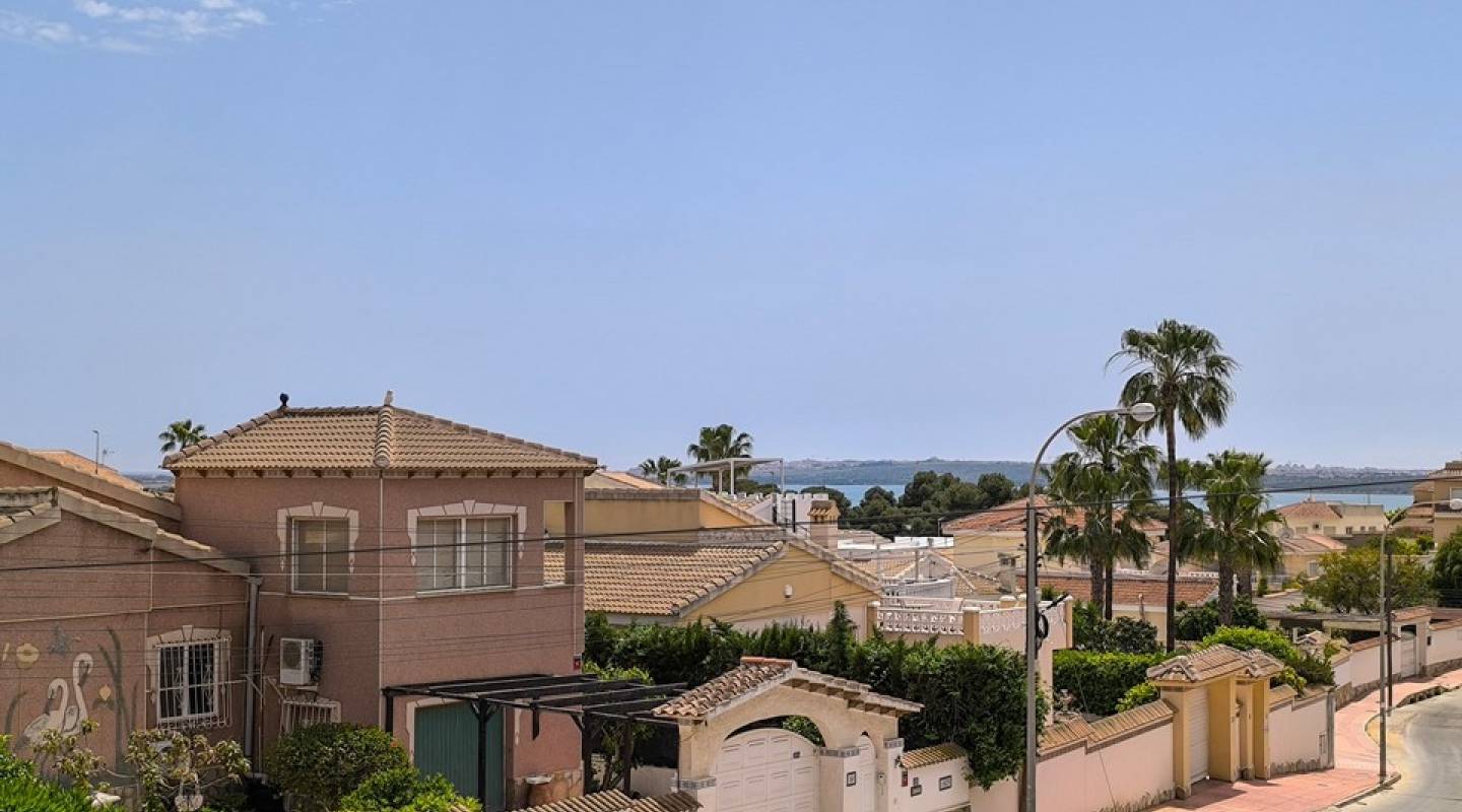 Återförsäljning - Villa - Ciudad Quesada