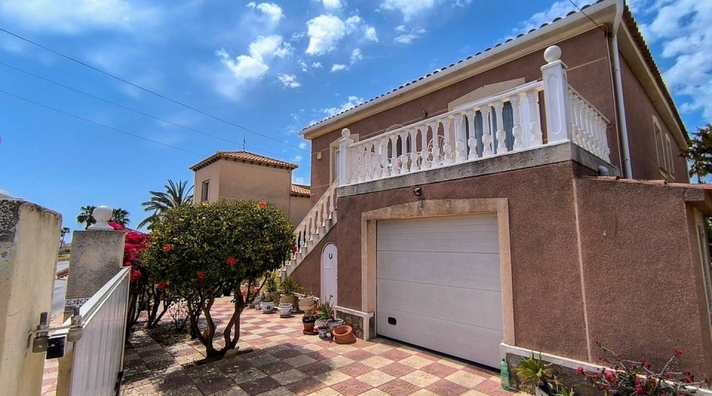 Återförsäljning - Villa - Ciudad Quesada