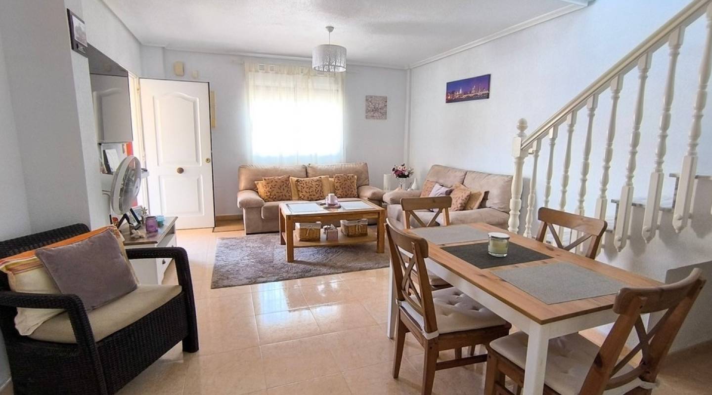 перепродажа - Semi Detached - Ciudad Quesada