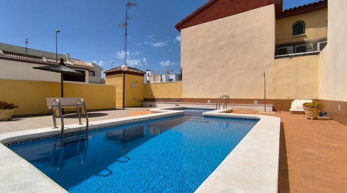 перепродажа - Semi Detached - Ciudad Quesada