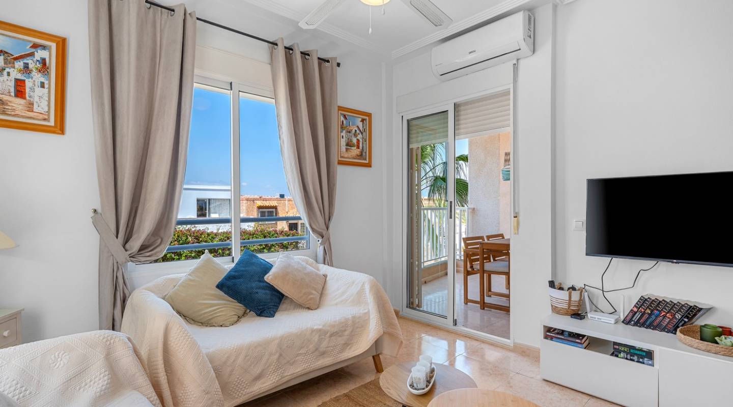 Resale - Apartment - Torrevieja - La Mata