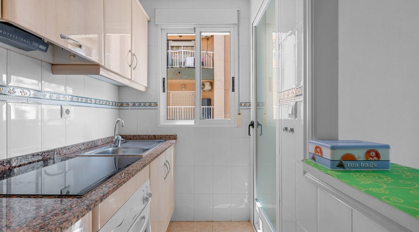 Resale - Apartment - Torrevieja - La Mata
