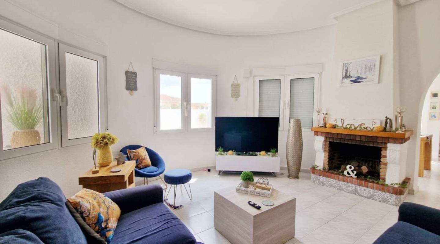 Resale - Villa  - Ciudad Quesada