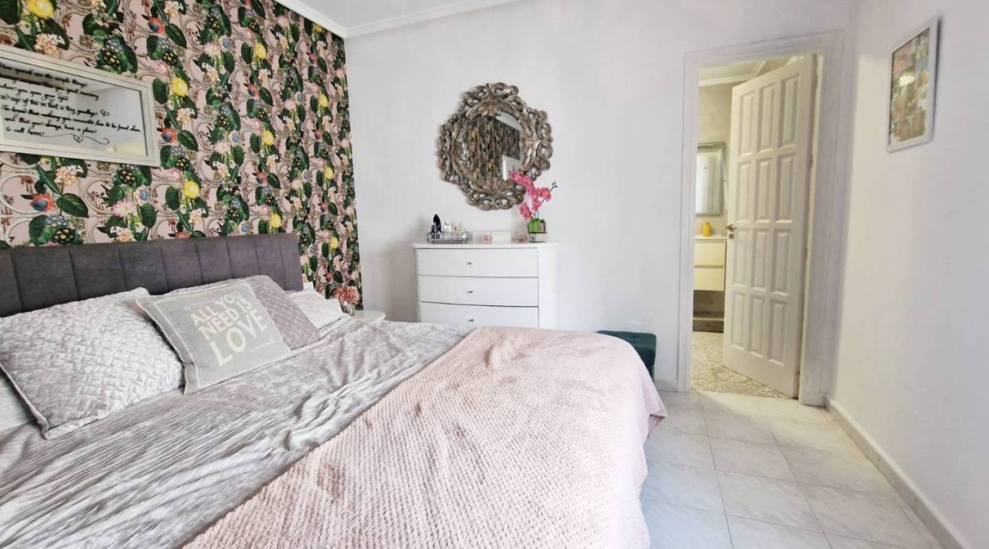 Resale - Villa  - Ciudad Quesada