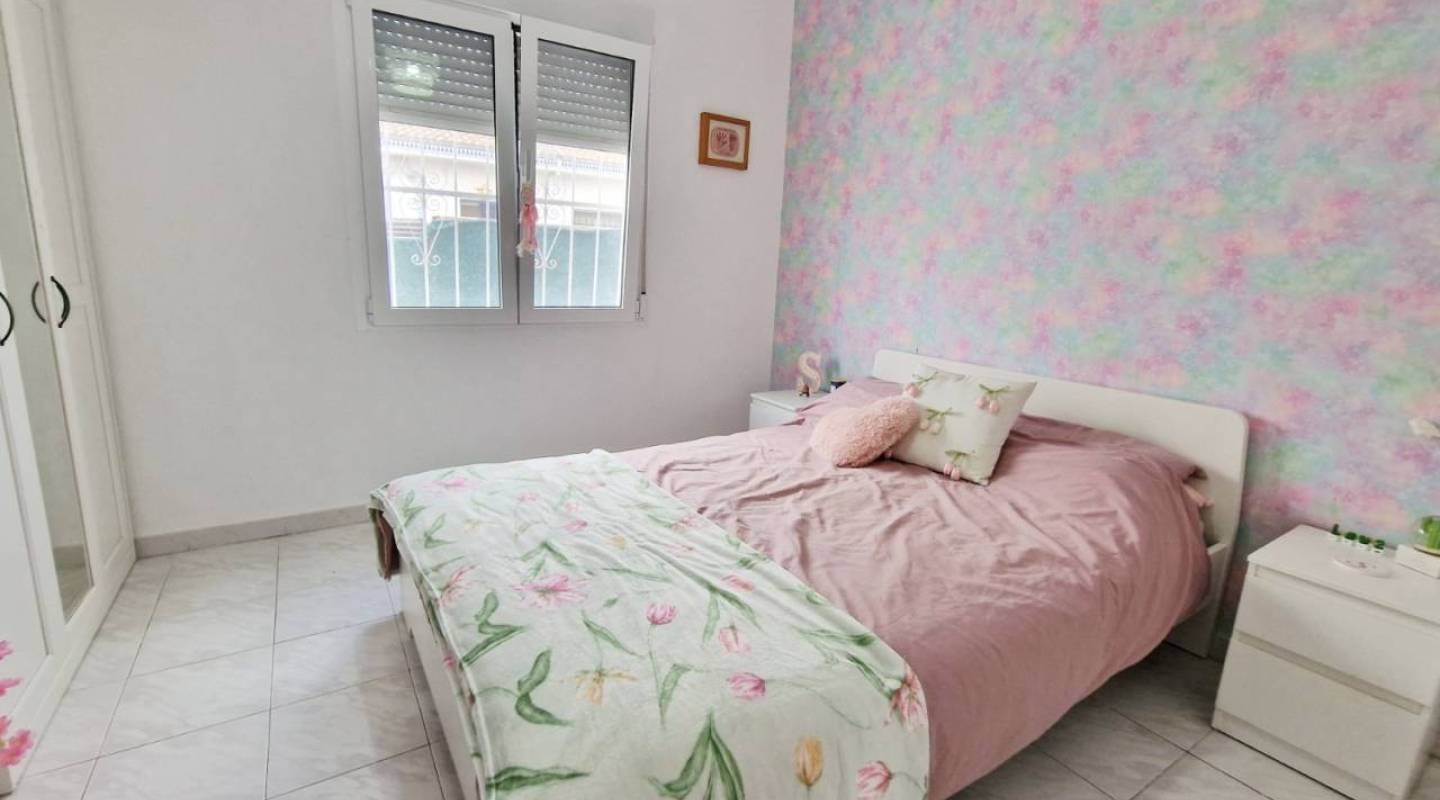 Resale - Villa  - Ciudad Quesada
