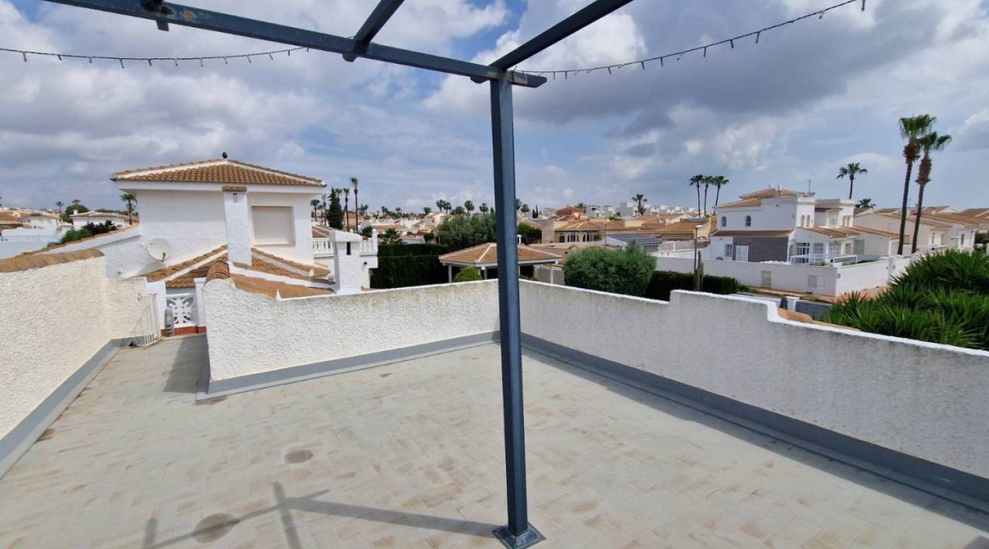 Resale - Villa  - Ciudad Quesada