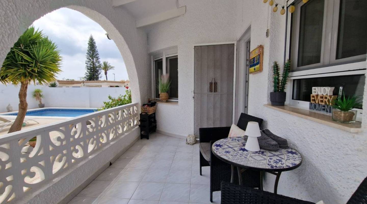 Resale - Villa  - Ciudad Quesada