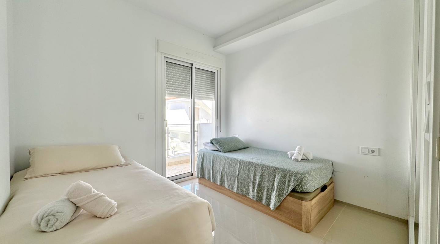 Venta - Semi Detached - Ciudad Quesada