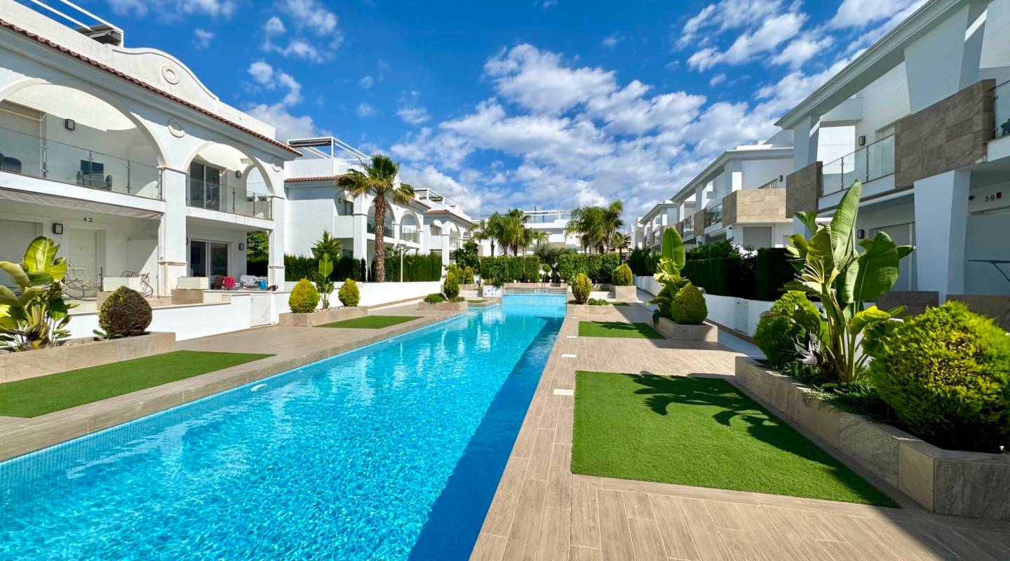 Venta - Semi Detached - Ciudad Quesada