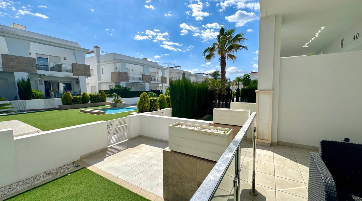 Venta - Semi Detached - Ciudad Quesada