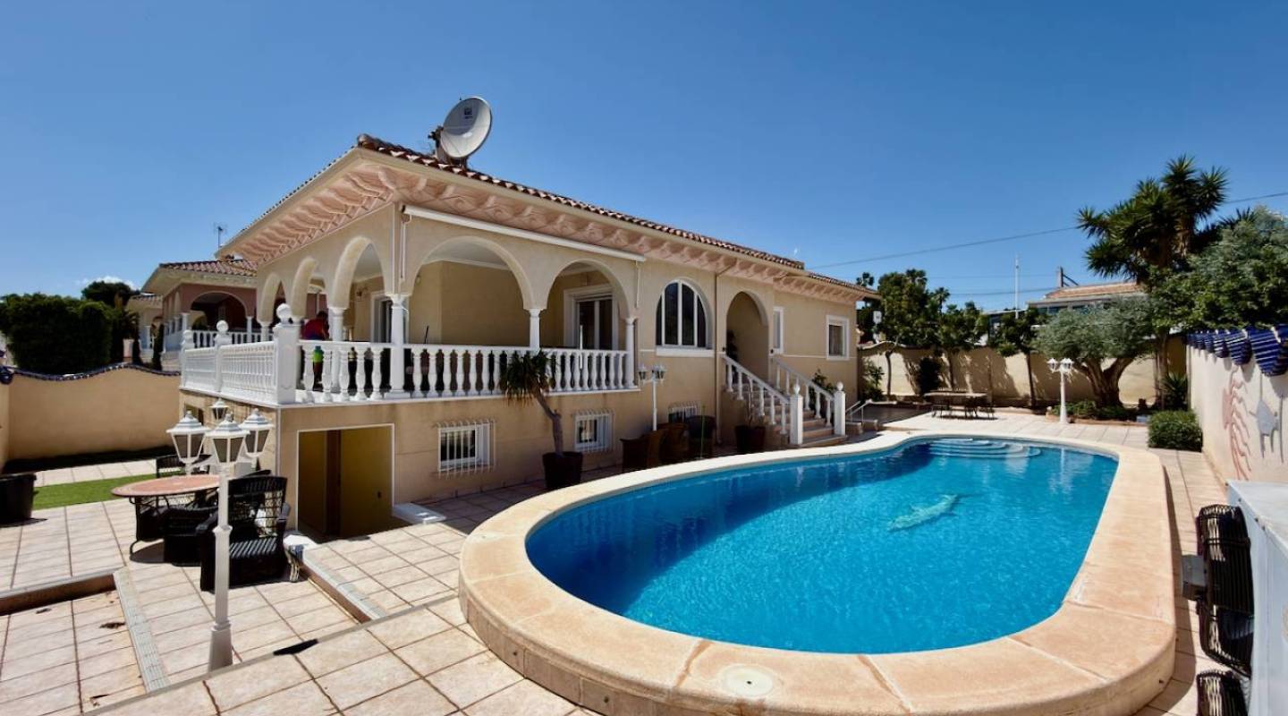 Revente - Villa - Ciudad Quesada