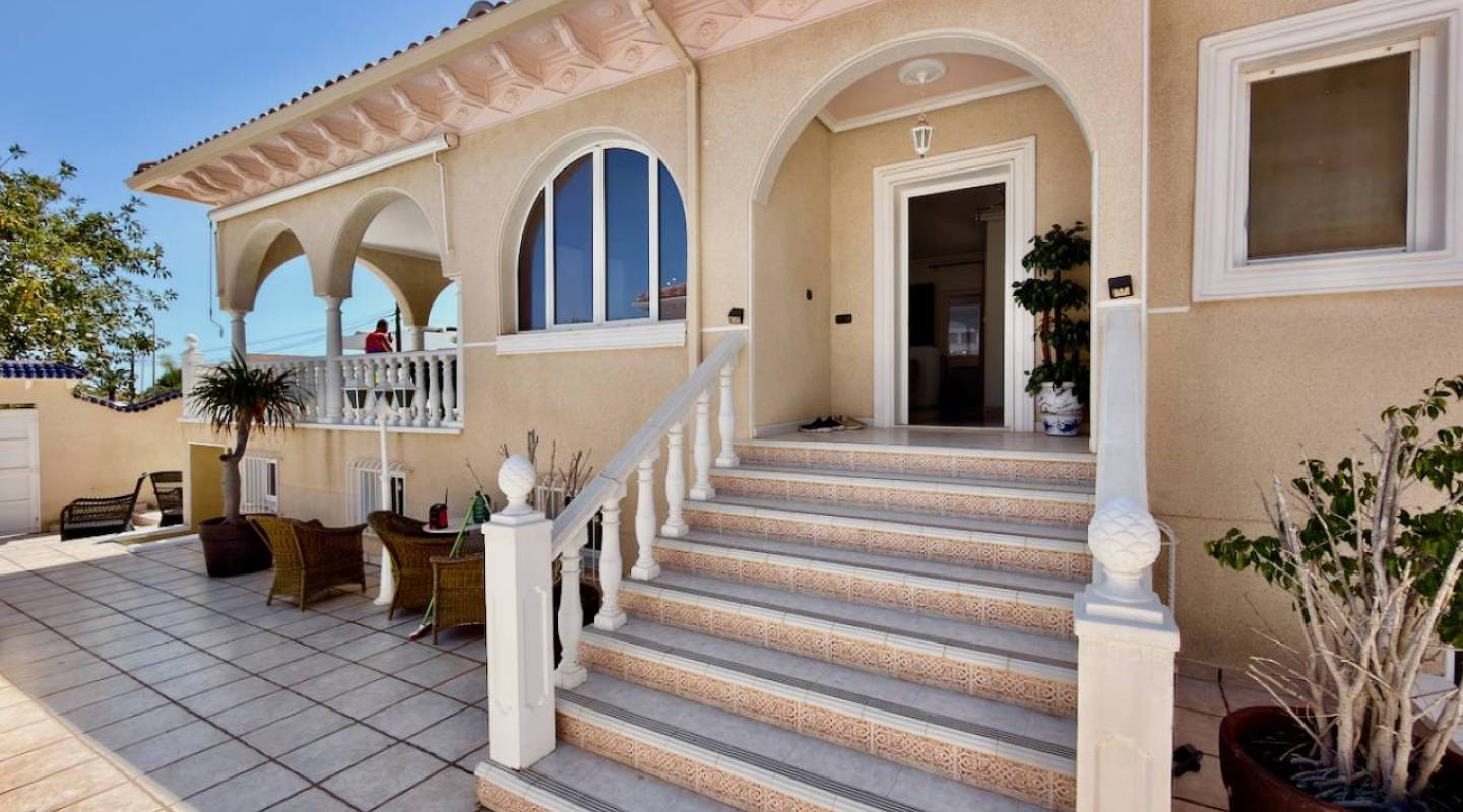 Revente - Villa - Ciudad Quesada