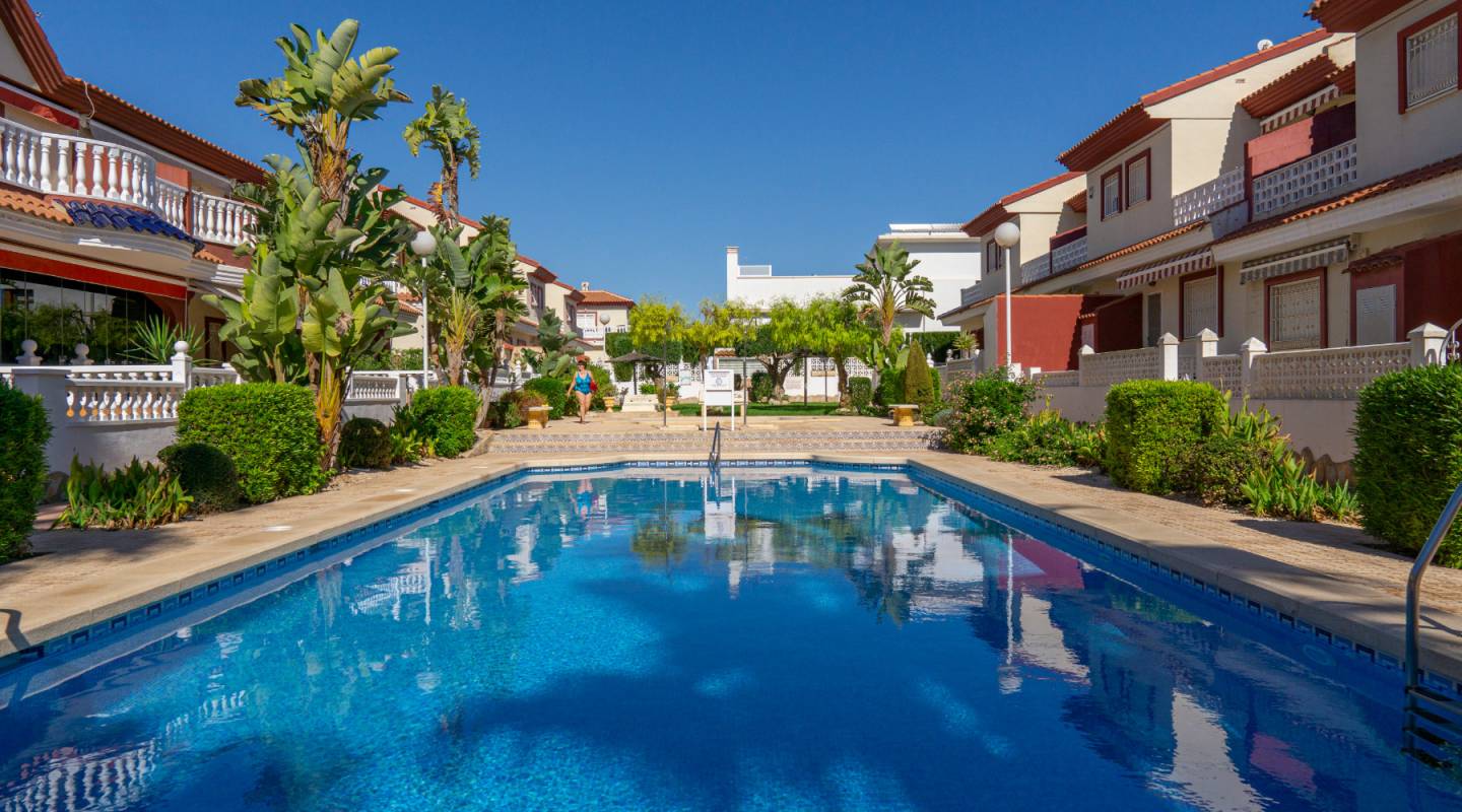Resale - Townhouse - Ciudad Quesada