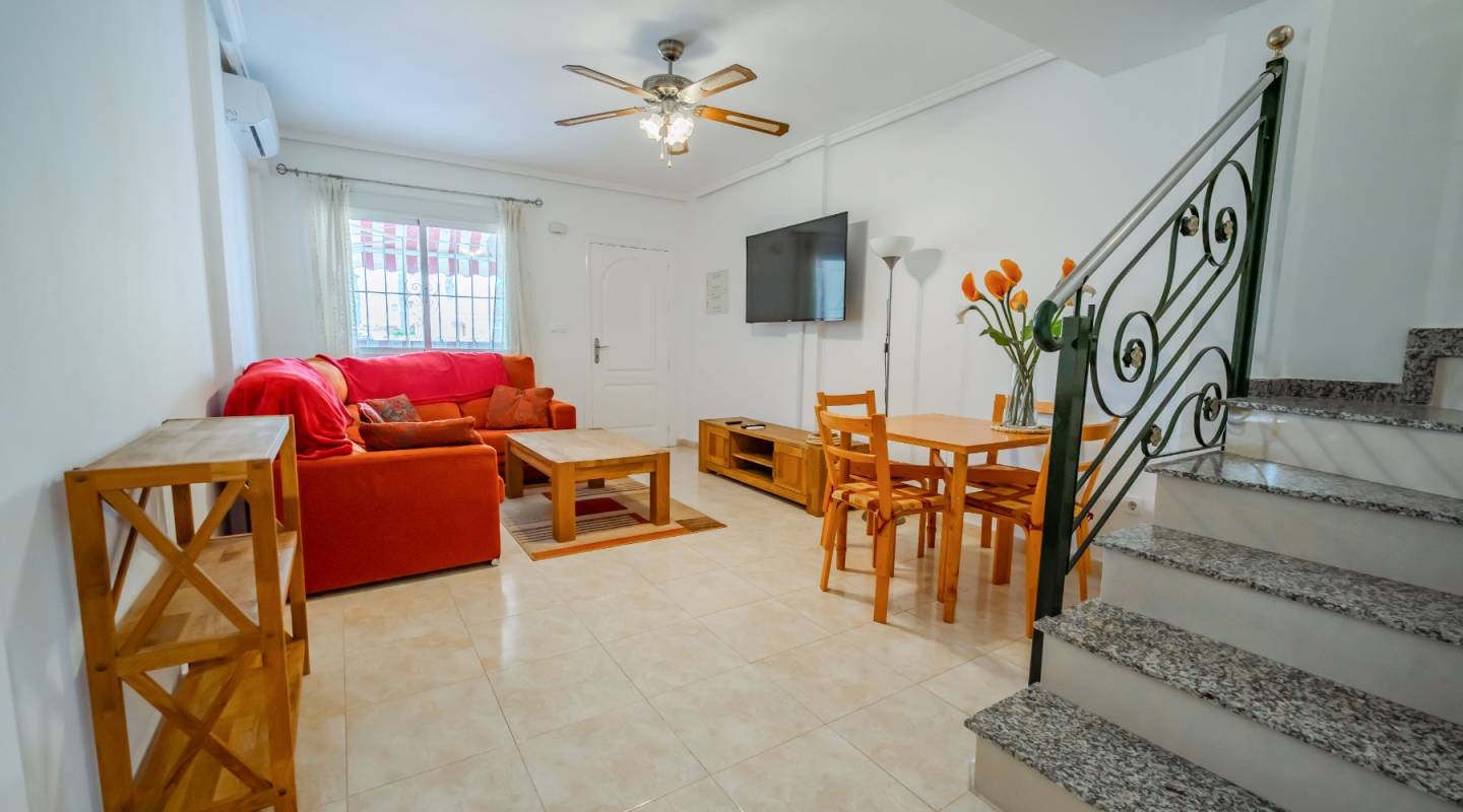 Resale - Townhouse - Ciudad Quesada