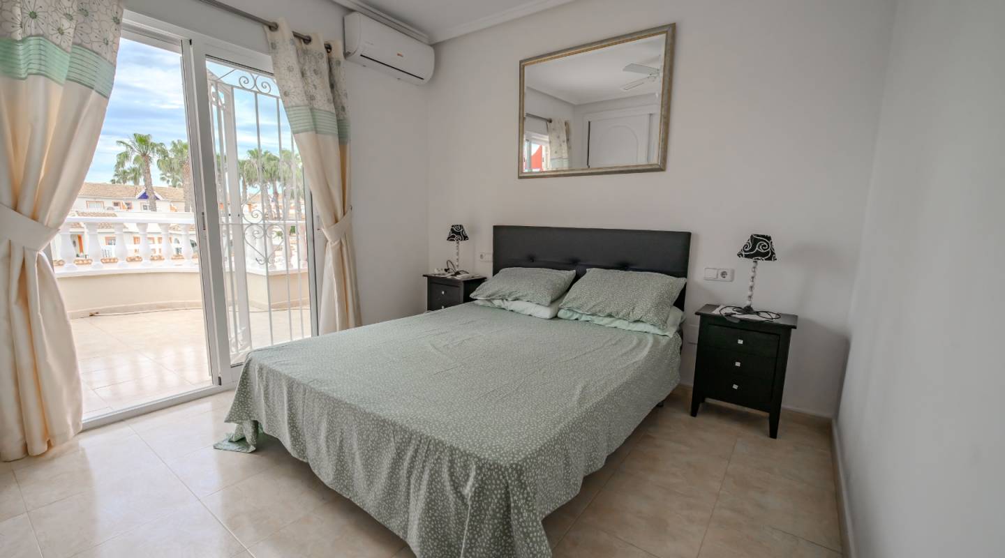 Resale - Townhouse - Ciudad Quesada