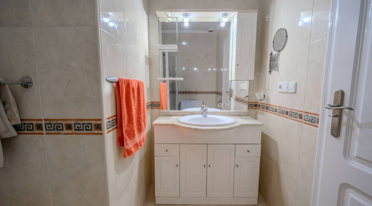 Resale - Townhouse - Ciudad Quesada