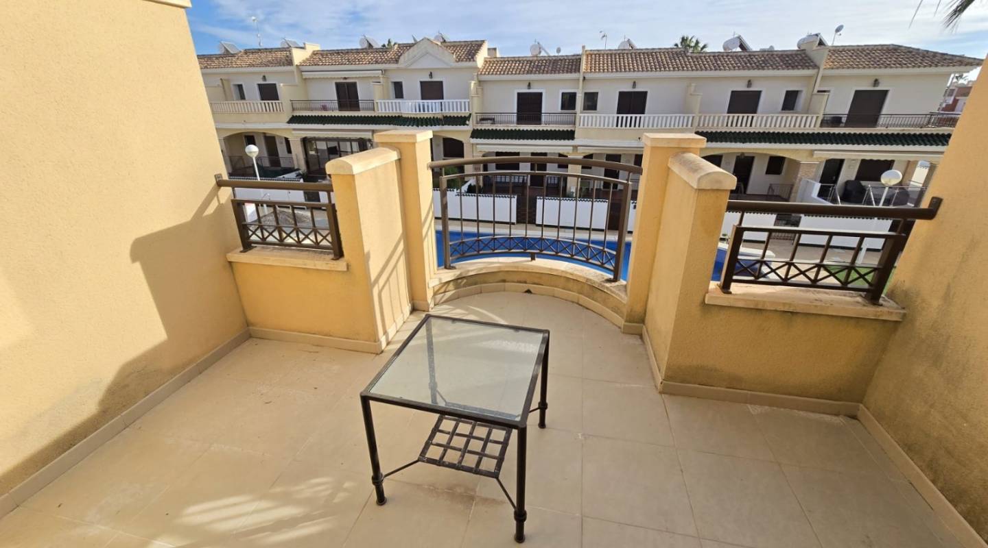 Resale - Townhouse - Ciudad Quesada