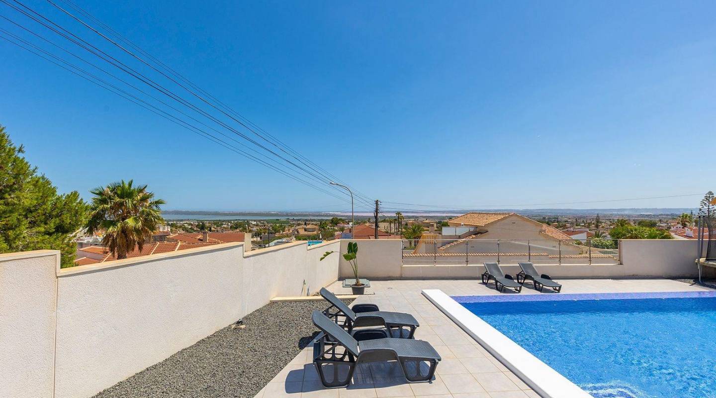Återförsäljning - Villa - Ciudad Quesada