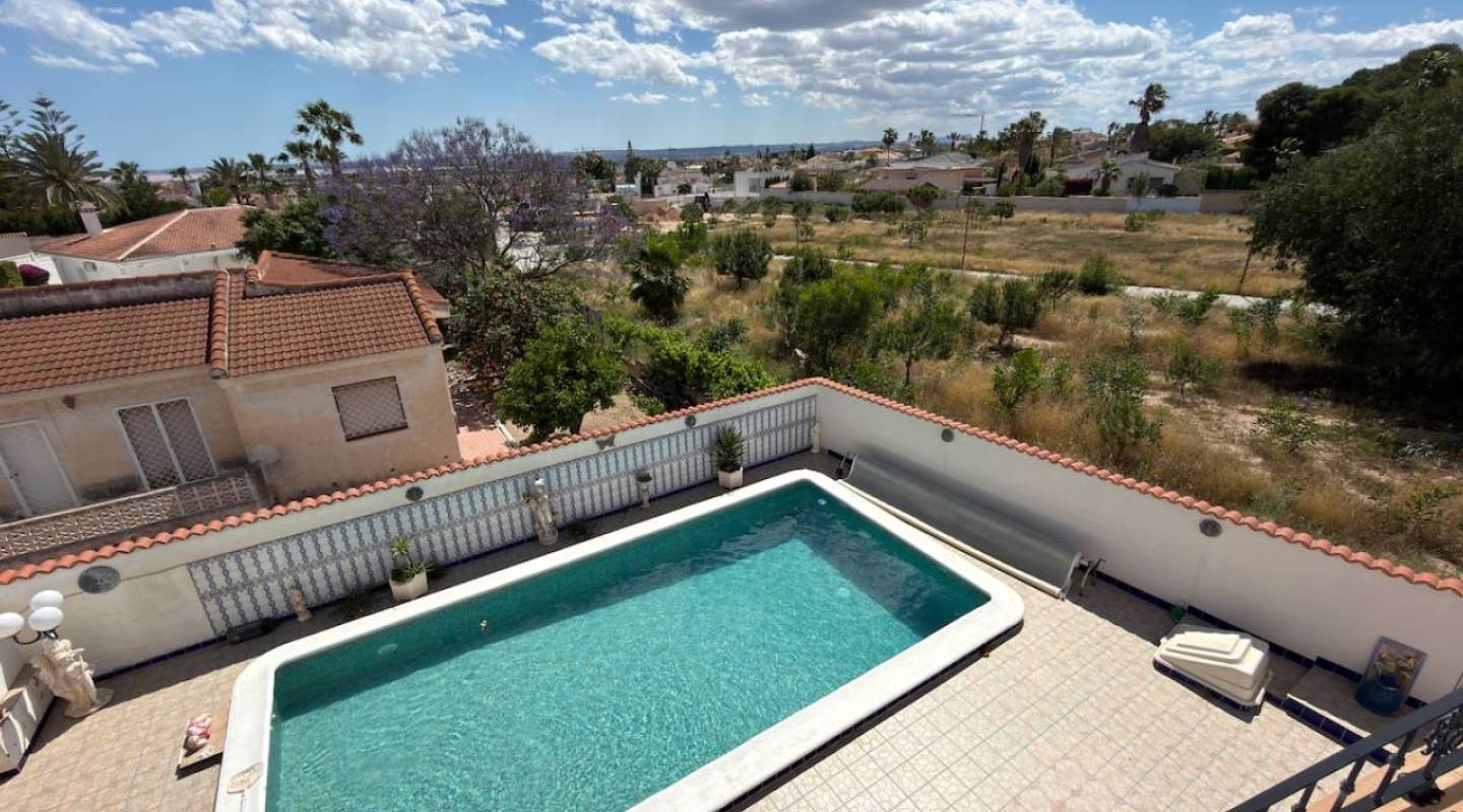 Resale - Villa  - Ciudad Quesada