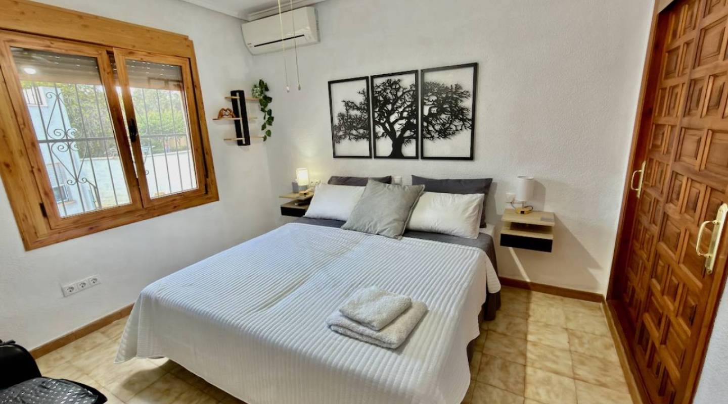 Resale - Villa  - Ciudad Quesada