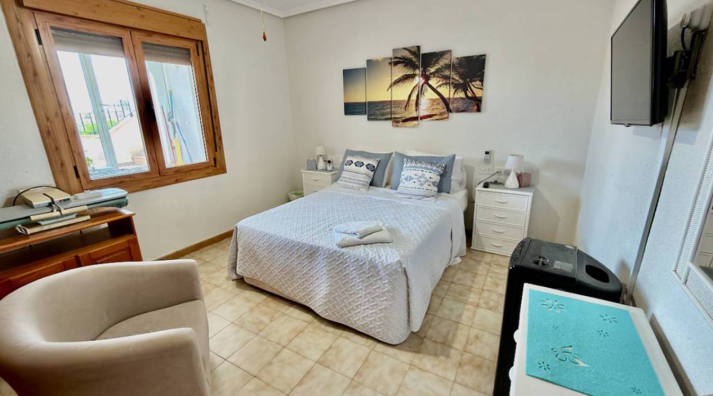 Resale - Villa  - Ciudad Quesada