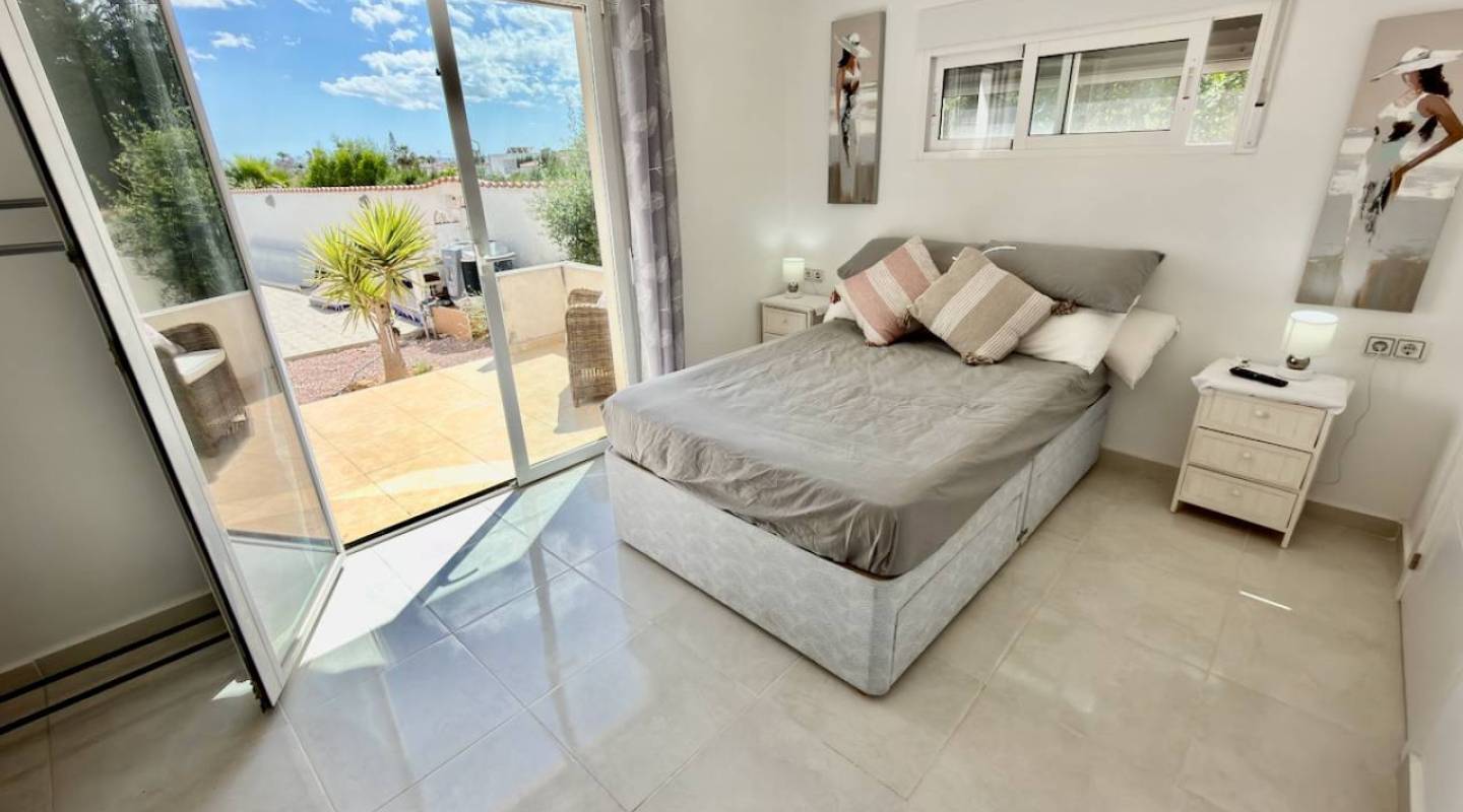 Resale - Villa  - Ciudad Quesada