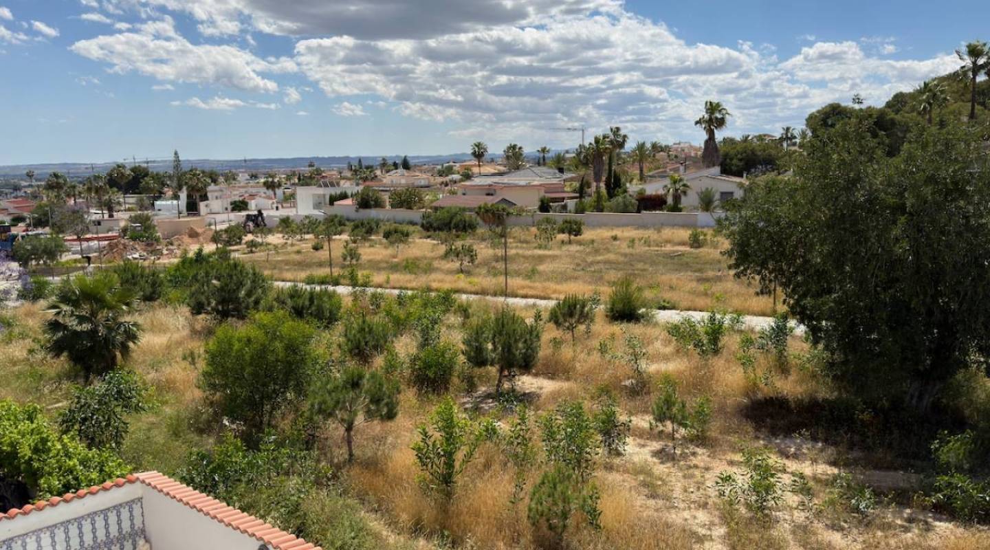 Resale - Villa  - Ciudad Quesada