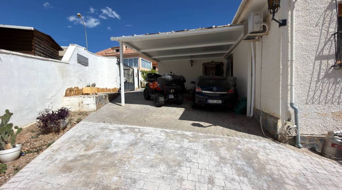 Resale - Villa  - Ciudad Quesada