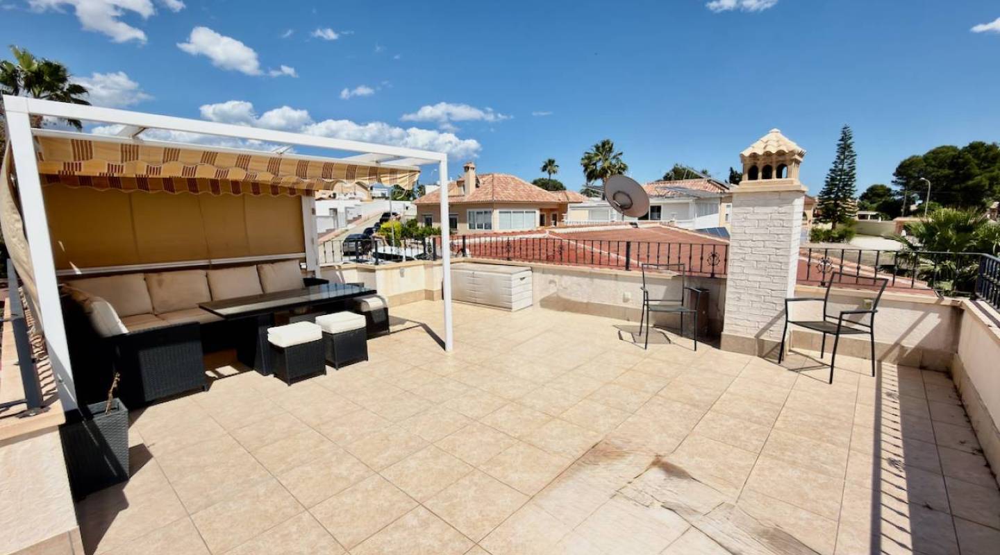 Resale - Villa  - Ciudad Quesada
