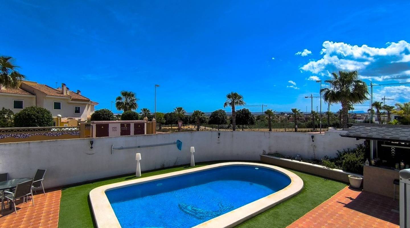 videresalg - Villa - Ciudad Quesada