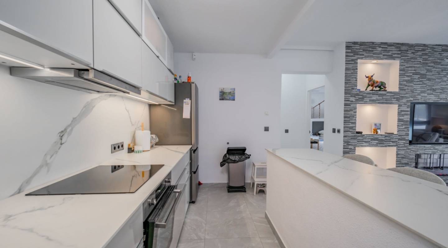 Resale - Villa  - Ciudad Quesada