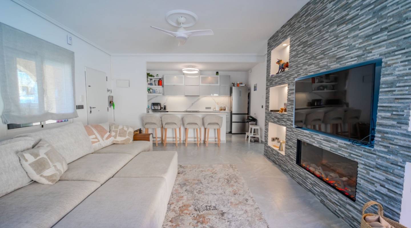 Resale - Villa  - Ciudad Quesada