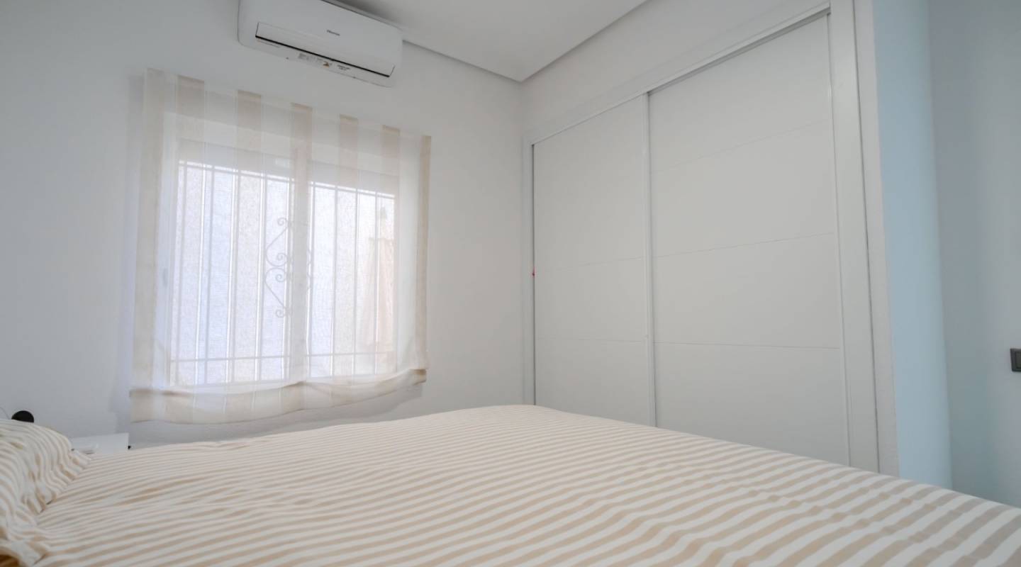 Resale - Villa  - Ciudad Quesada