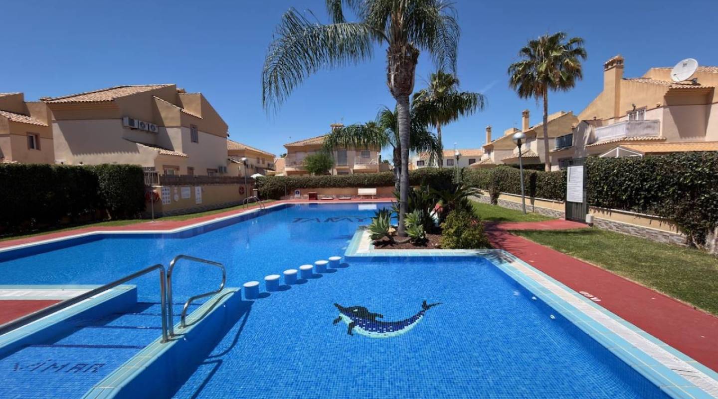 Venta - Chalet - Ciudad Quesada
