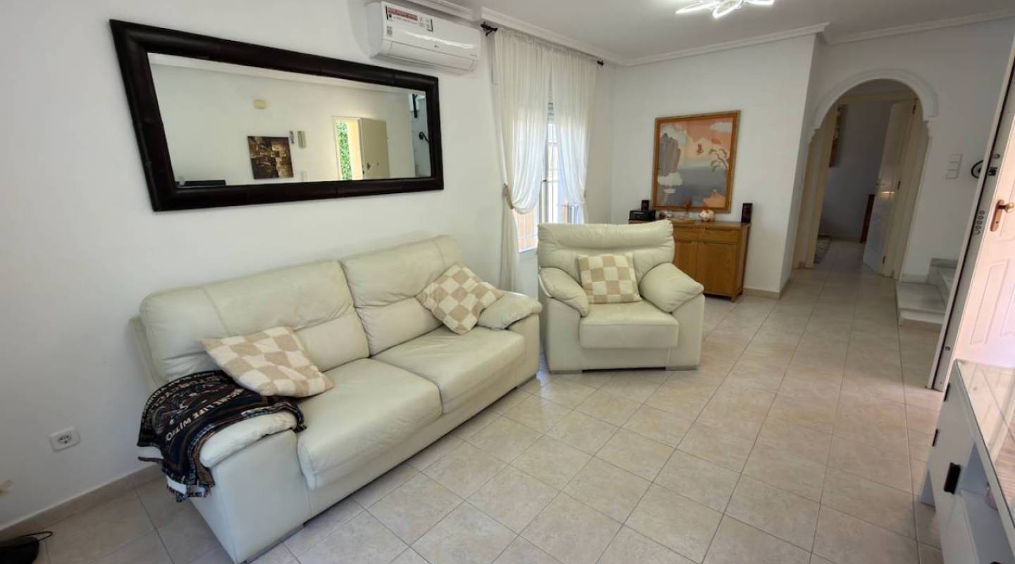 Venta - Chalet - Ciudad Quesada