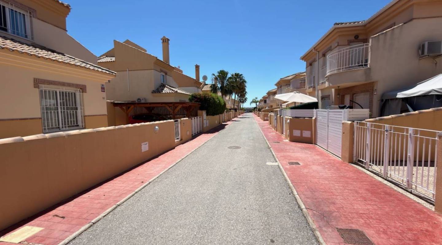 Venta - Chalet - Ciudad Quesada
