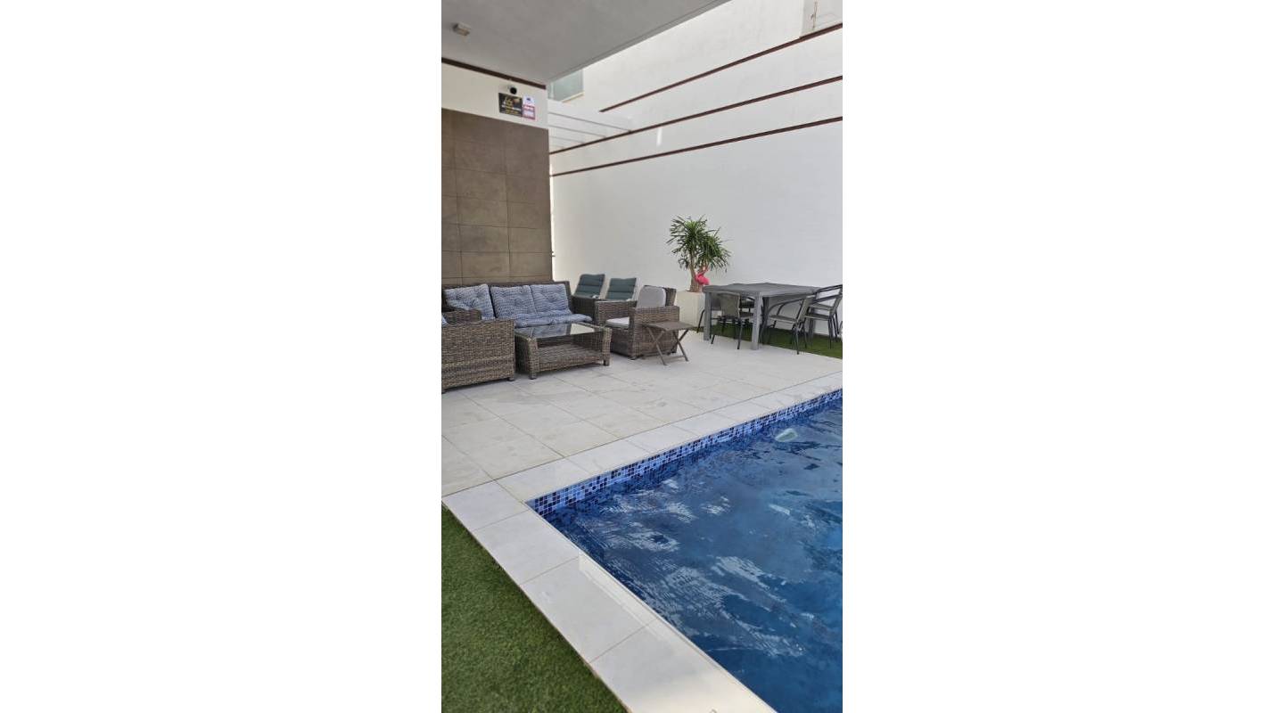videresalg - Villa - Ciudad Quesada