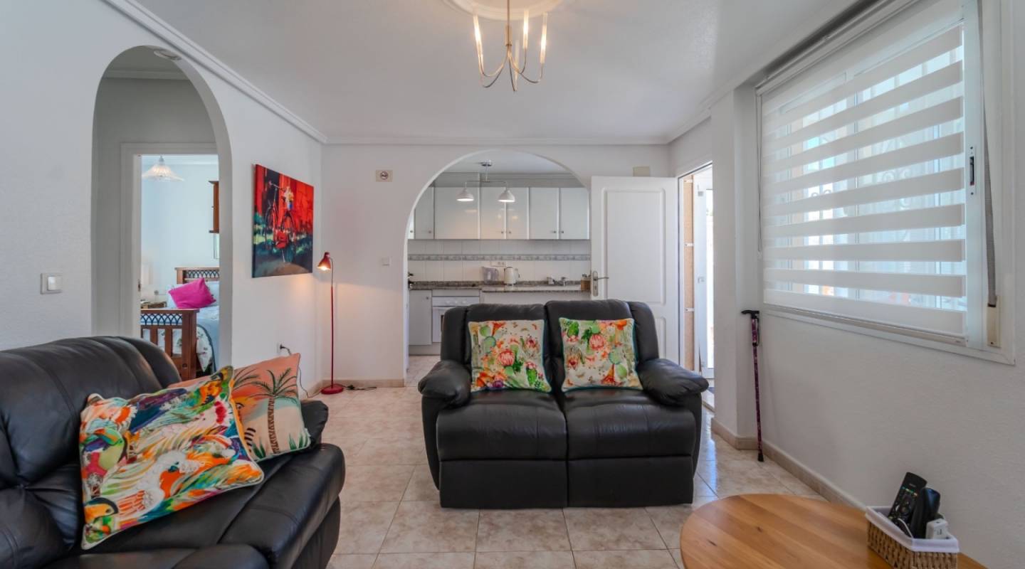 Resale - Villa  - Ciudad Quesada