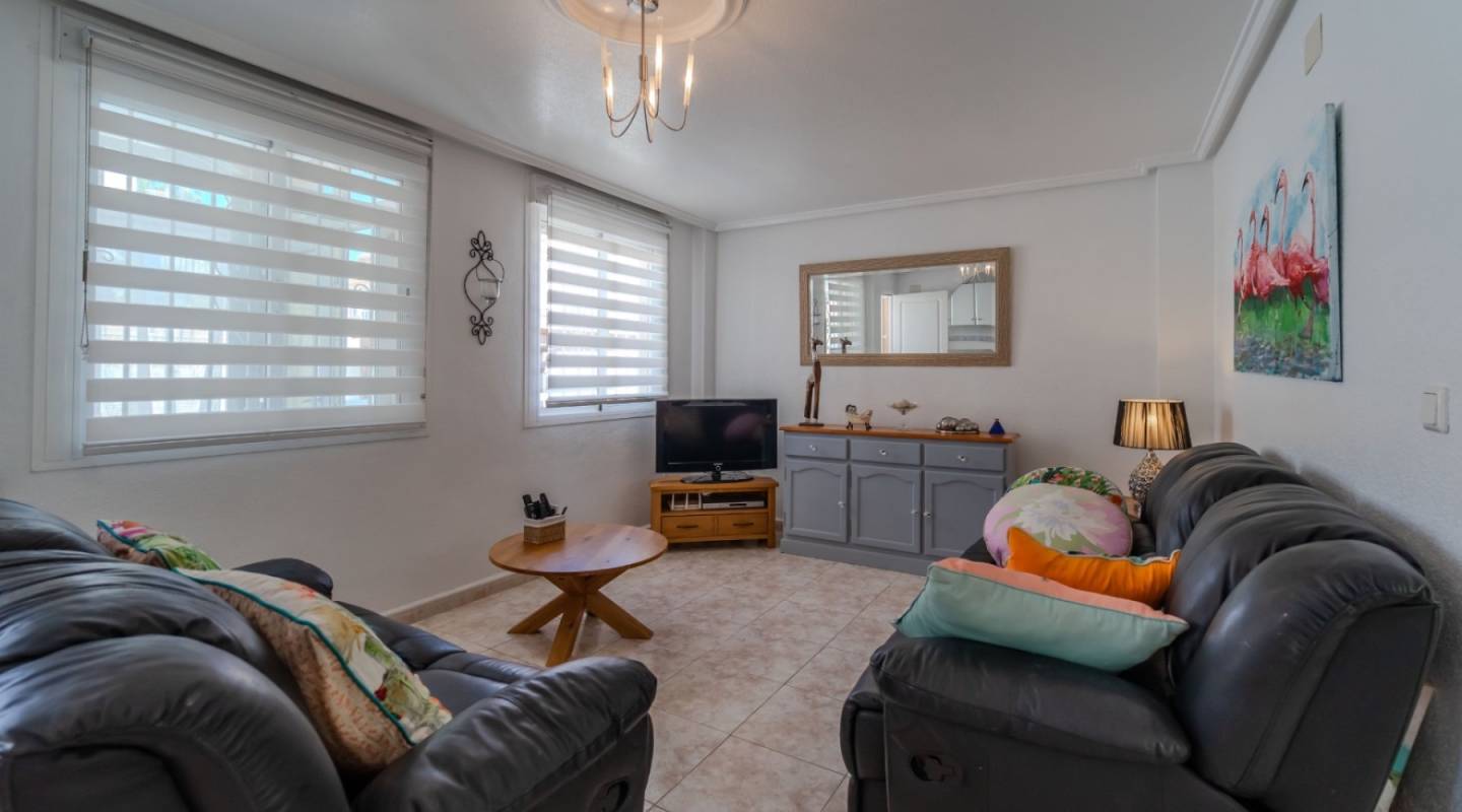 Resale - Villa  - Ciudad Quesada