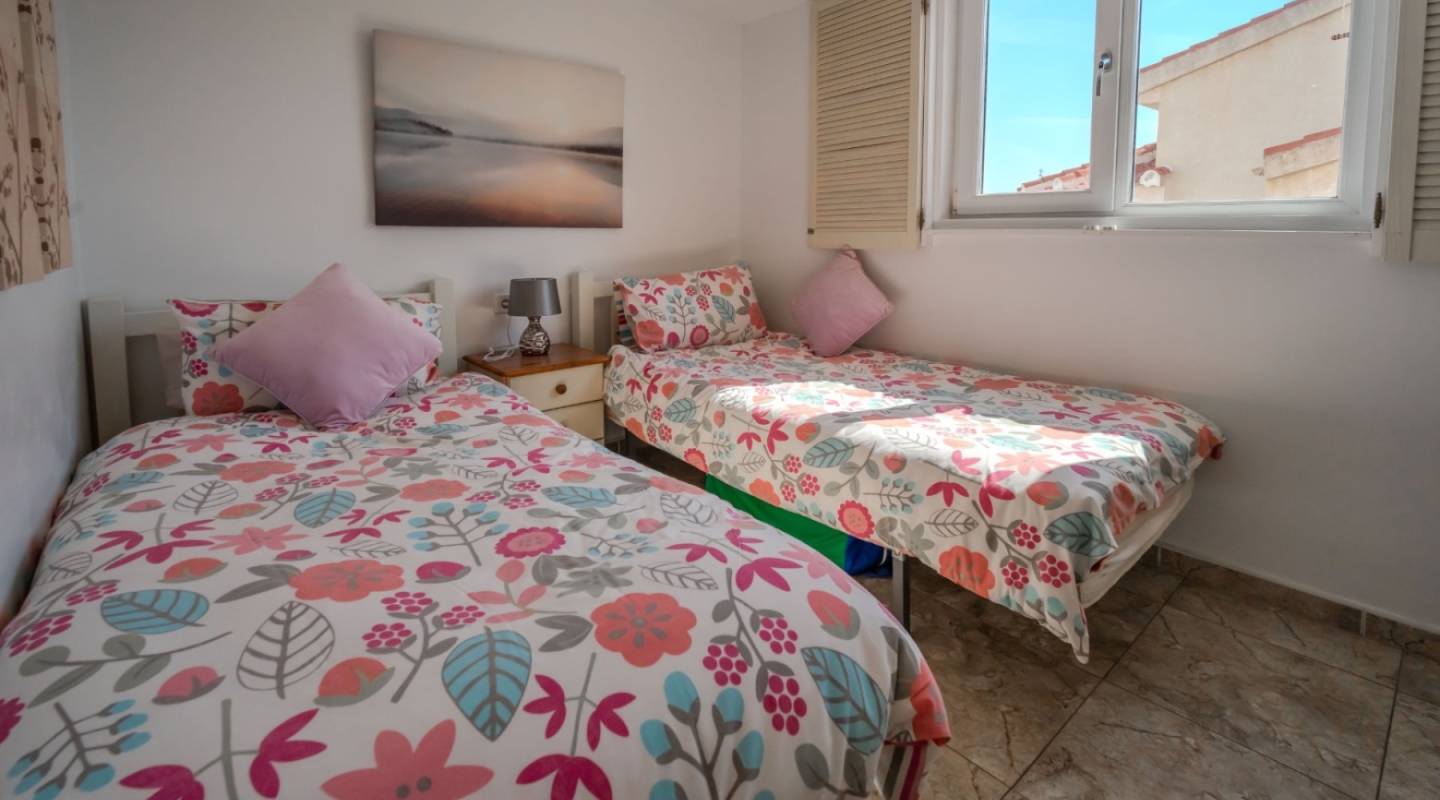 Resale - Villa  - Ciudad Quesada