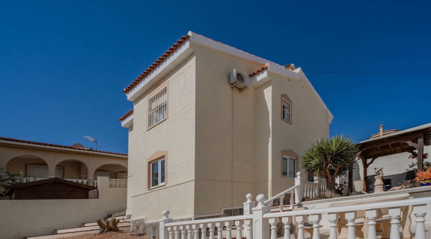 Resale - Villa  - Ciudad Quesada