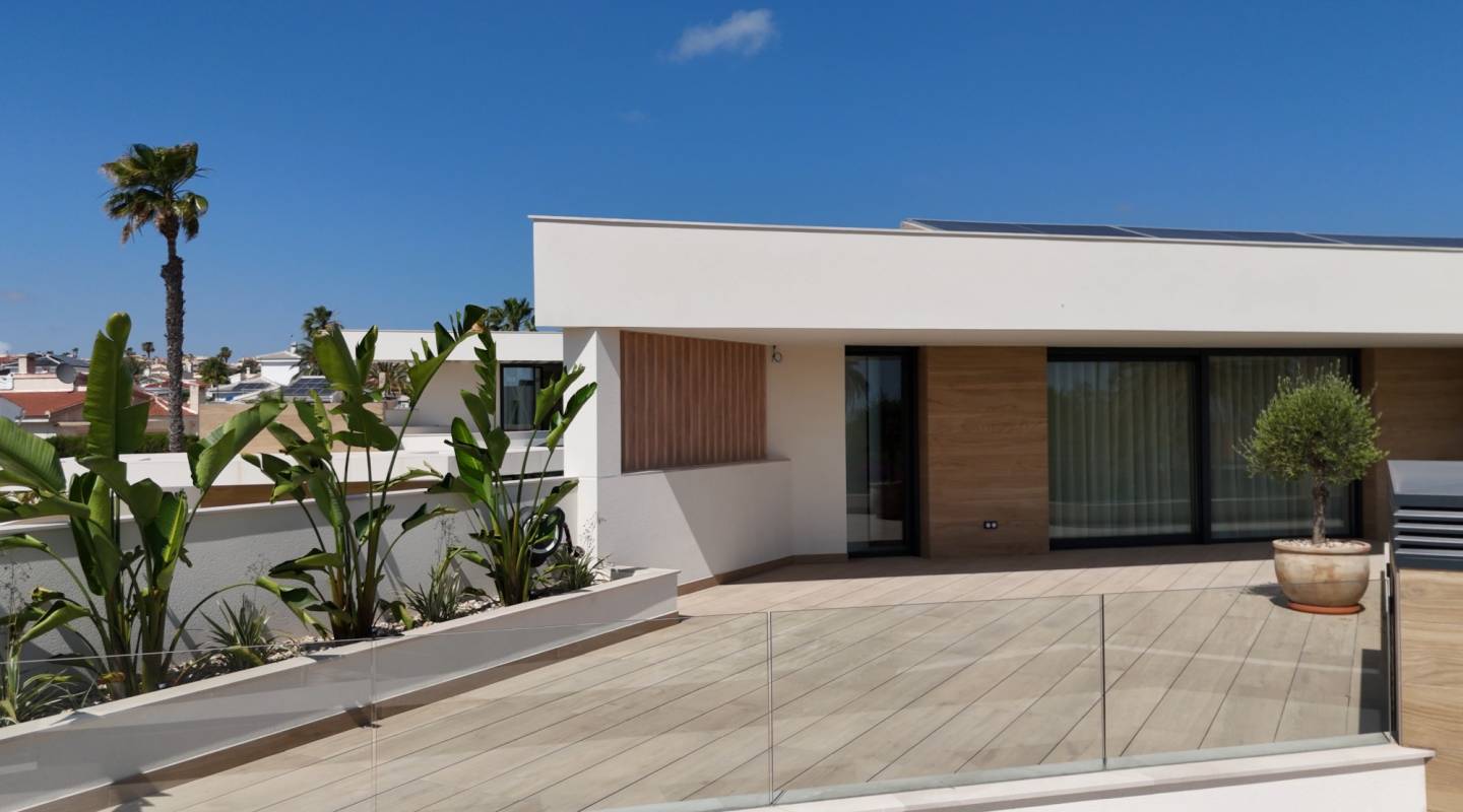 Venta - Chalet - Ciudad Quesada