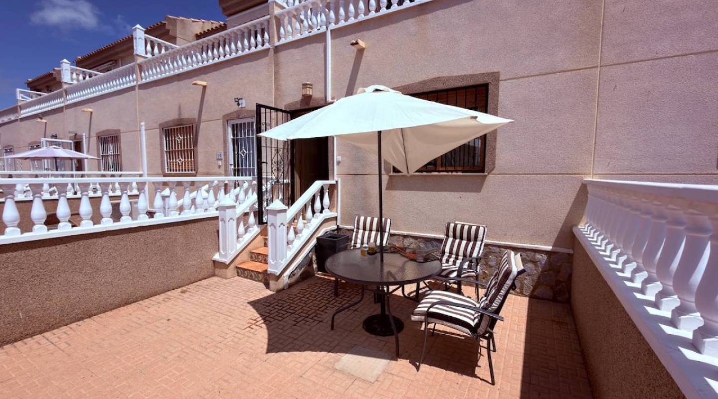 Resale - Townhouse - Ciudad Quesada